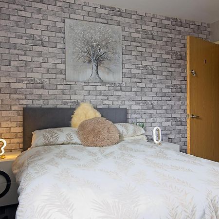 Five Star Rated Condo Manchester Exteriör bild